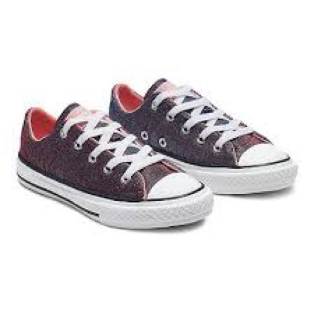 LIKE NEW converse Space Star sneakers. Size 12